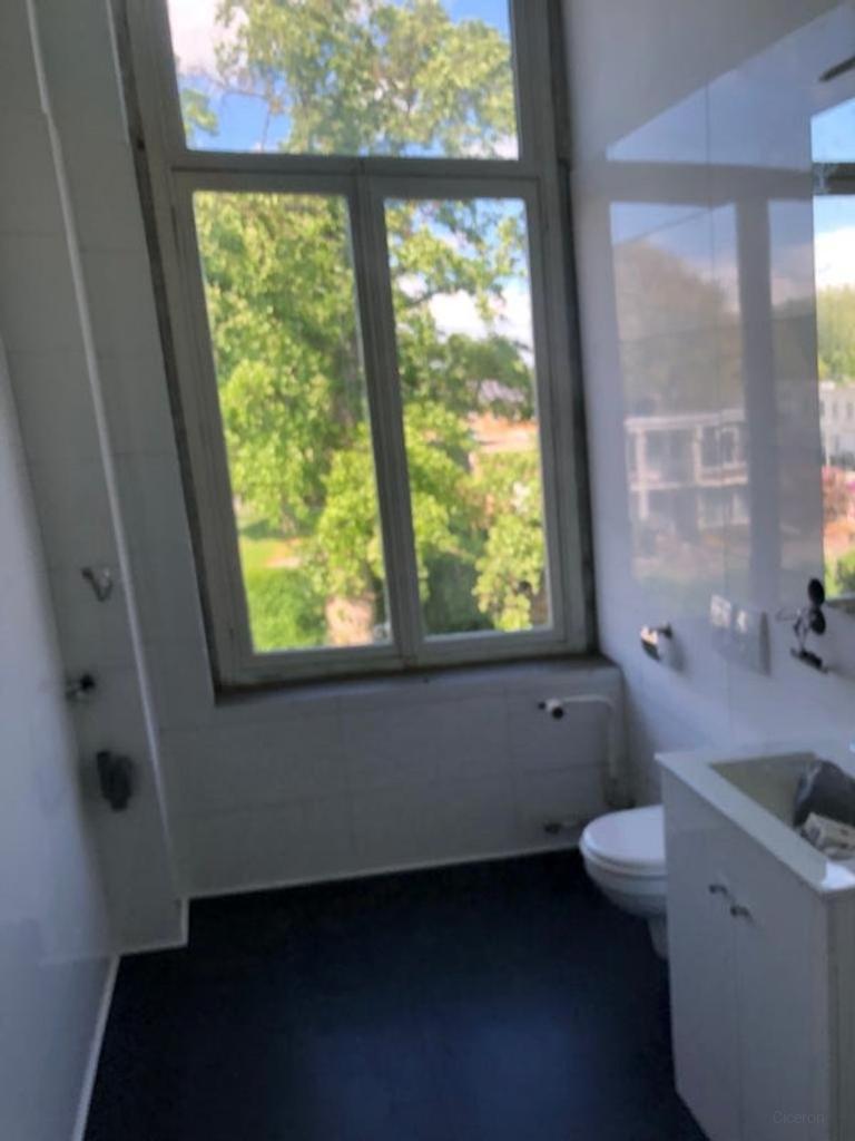Renovated studio with garden in Amby - Image 3