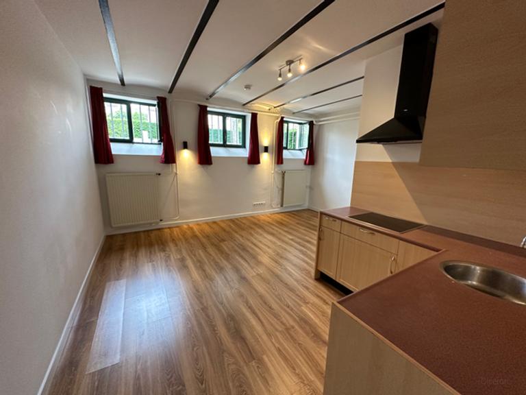 Studio met tuin in Amby - Afbeelding 2