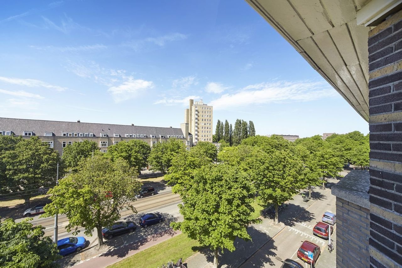 141 m² on the leafy Rooseveltlaan - Image 9