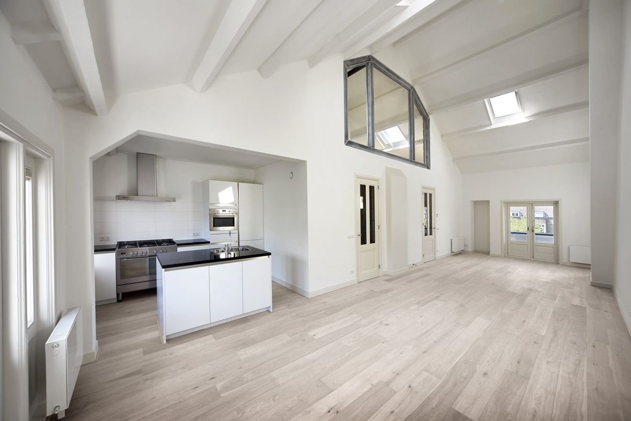 141 m² on the leafy Rooseveltlaan - Image 2