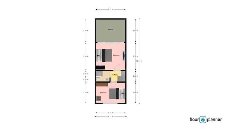 Renovated house with roof terrace - Image 12