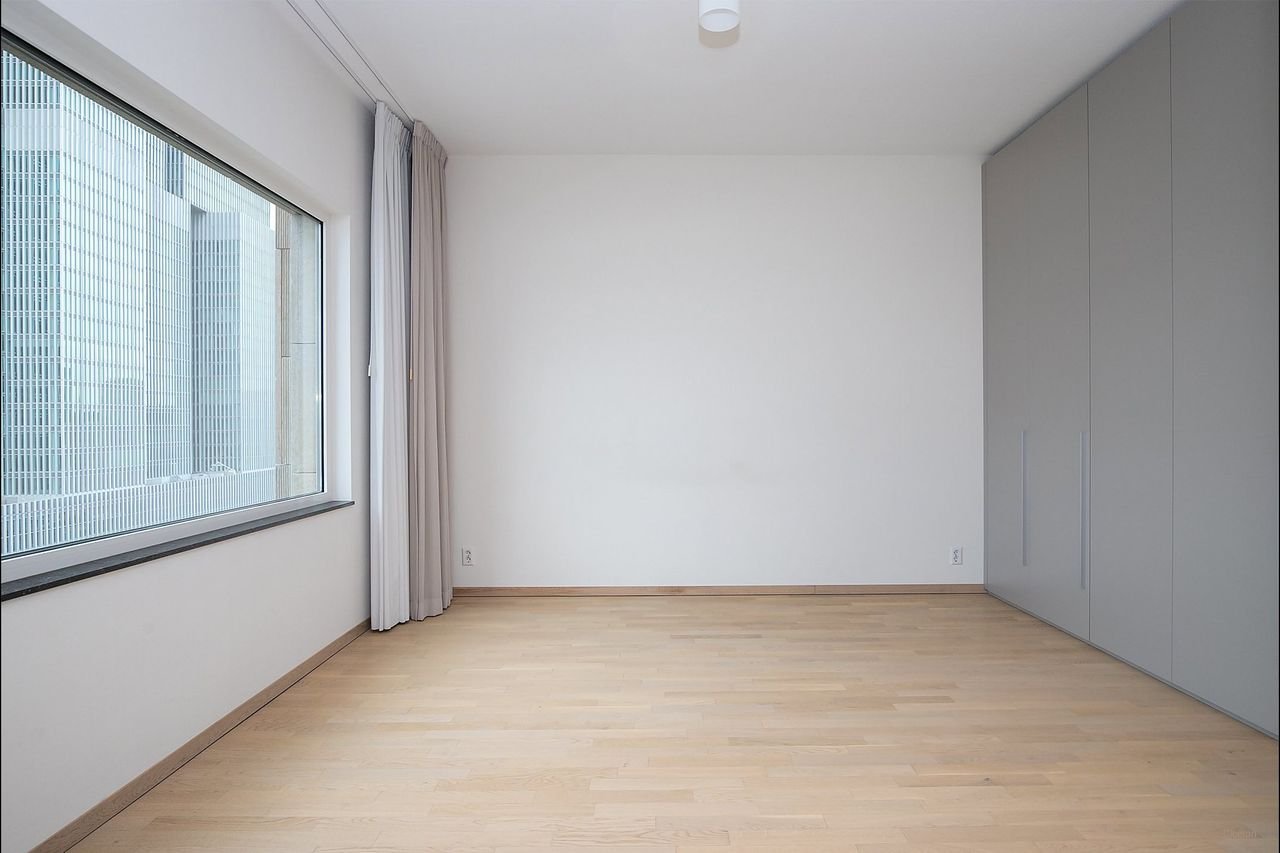 Appartement op 19e etage met vrij uitzicht - Afbeelding 11