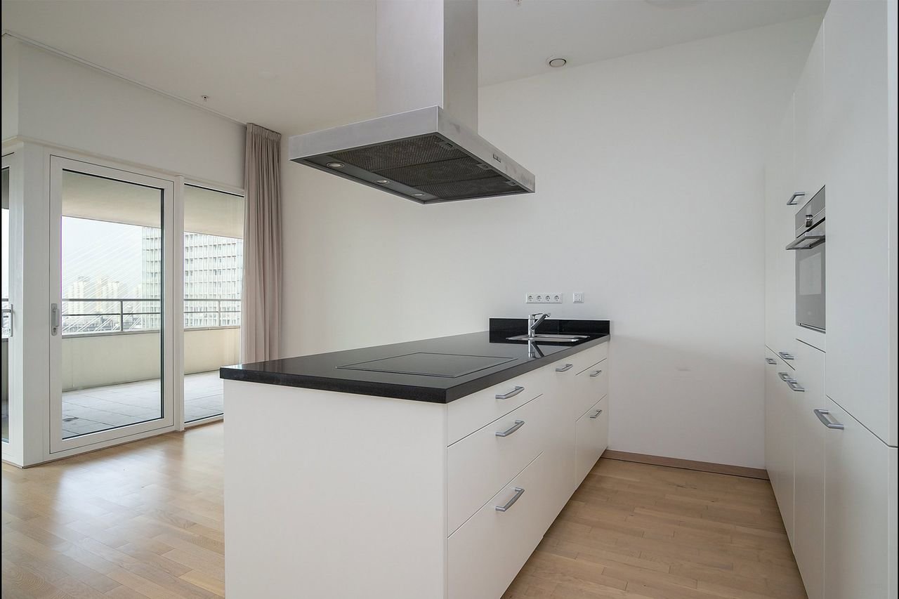 Appartement op 19e etage met vrij uitzicht - Afbeelding 9