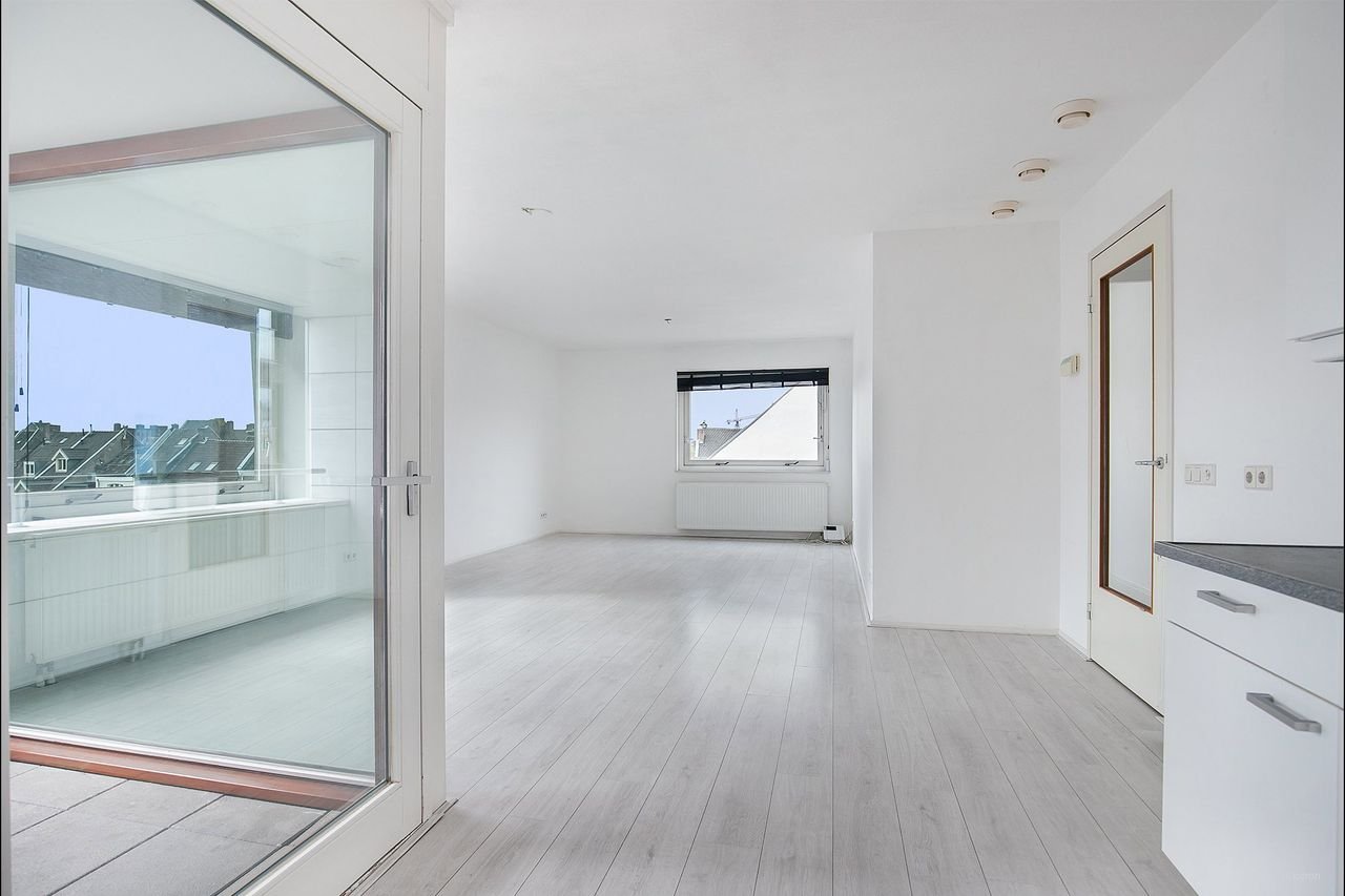 Appartement in Zinken Toren met parking - Afbeelding 14