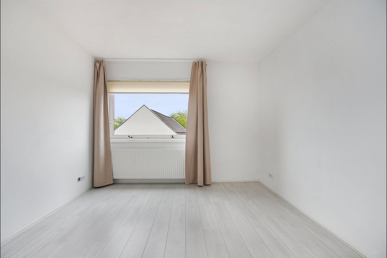 Appartement in Zinken Toren met parking - Afbeelding 9