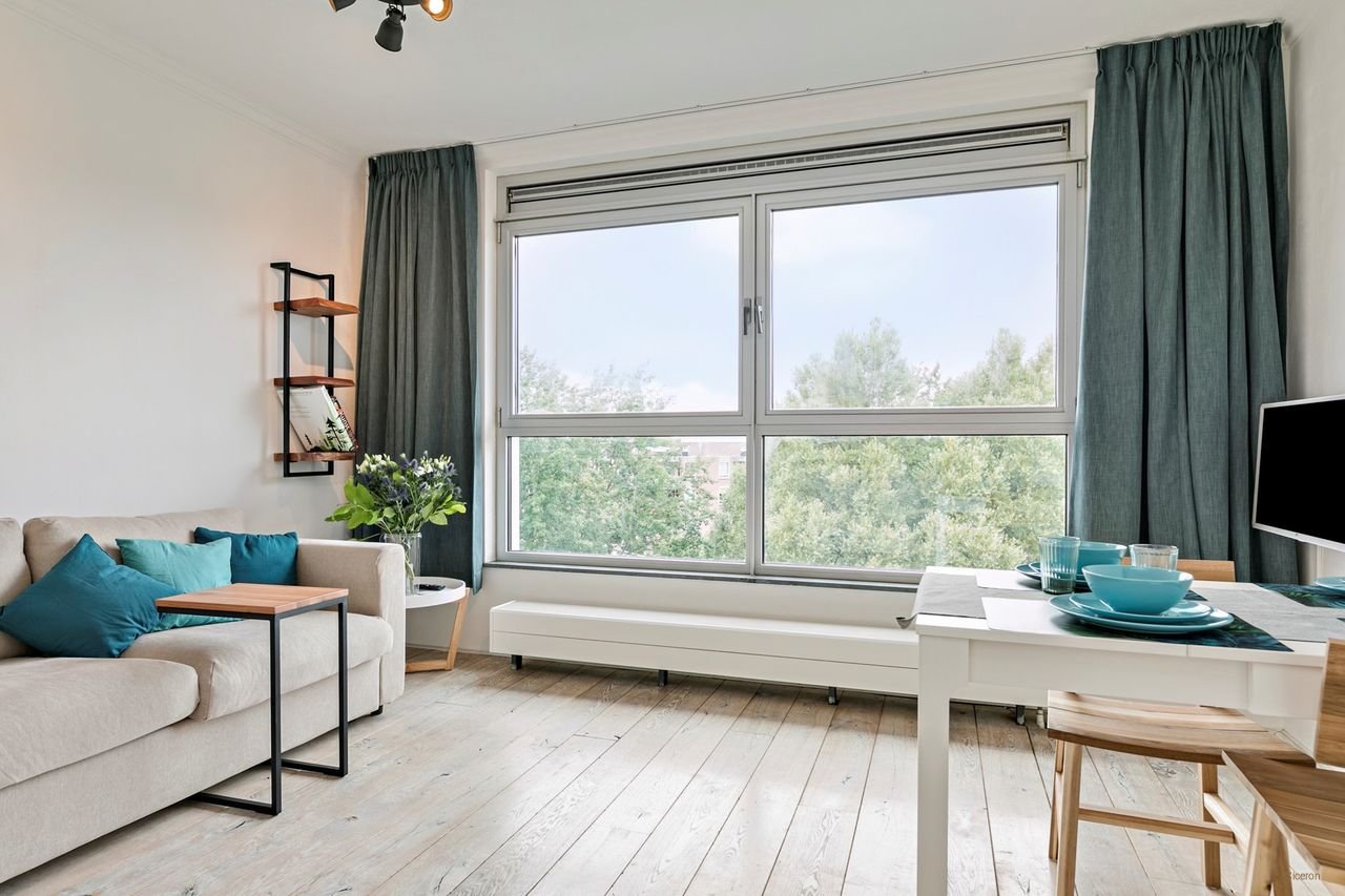 Modern studentenappartement met balkon - Afbeelding 4