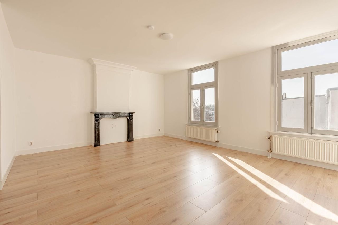 Fresh apartment on Nassaukade: sharing allowed - Image 7