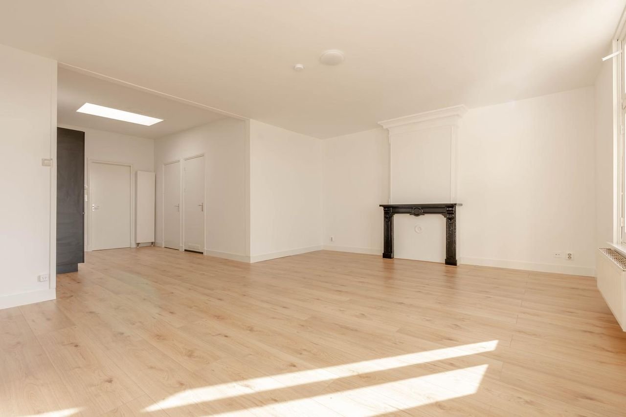 Fresh apartment on Nassaukade: sharing allowed - Image 4