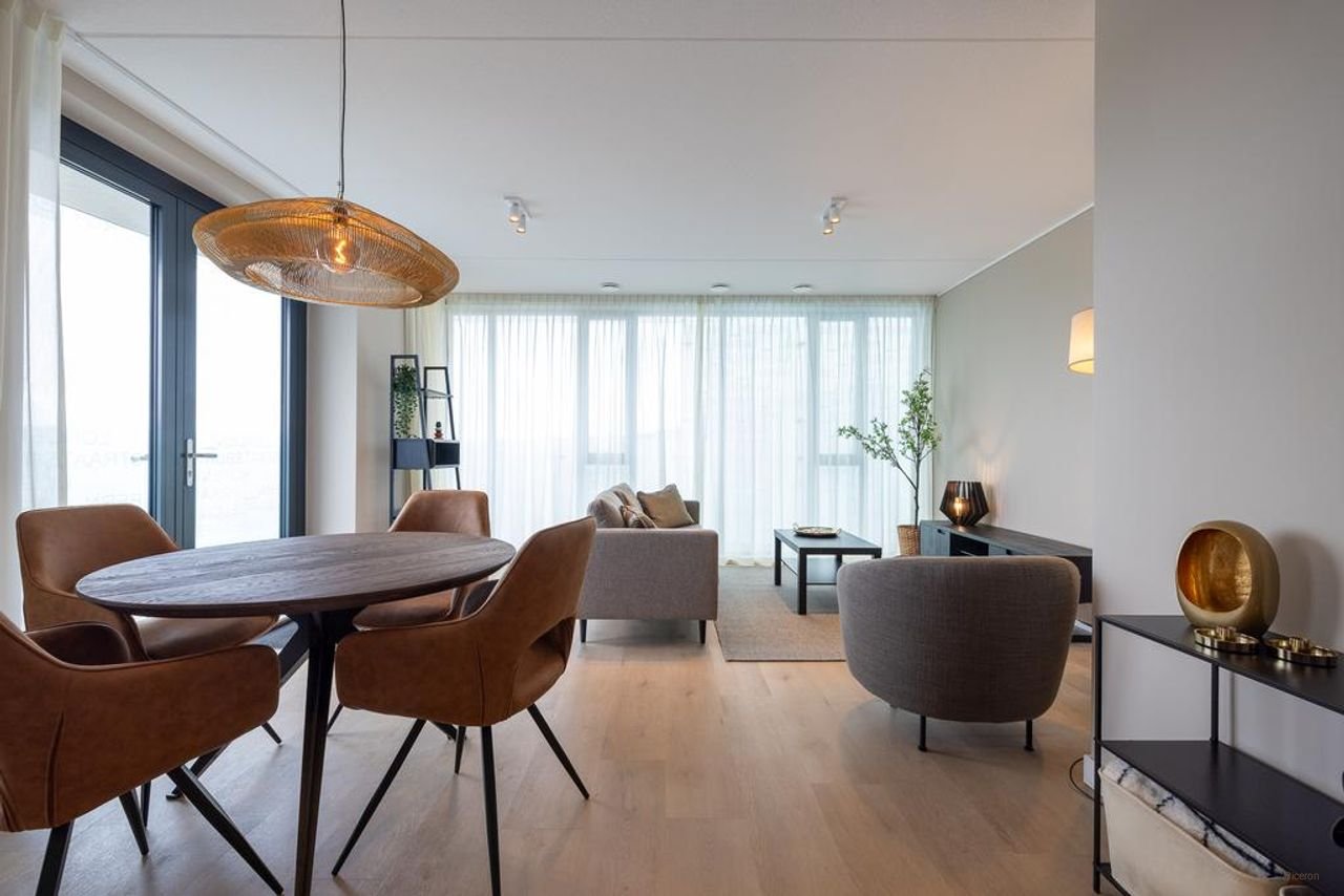 Modern 4-kamer appartement Oude Noorden - Afbeelding 6