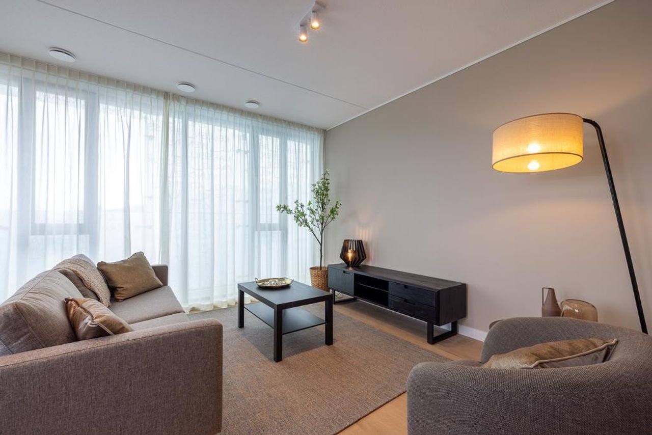 Modern 4-kamer appartement Oude Noorden - Afbeelding 4