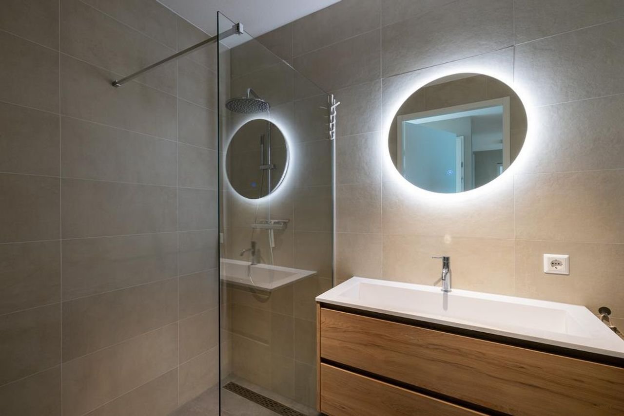 Modern 4-kamer appartement Oude Noorden - Afbeelding 26