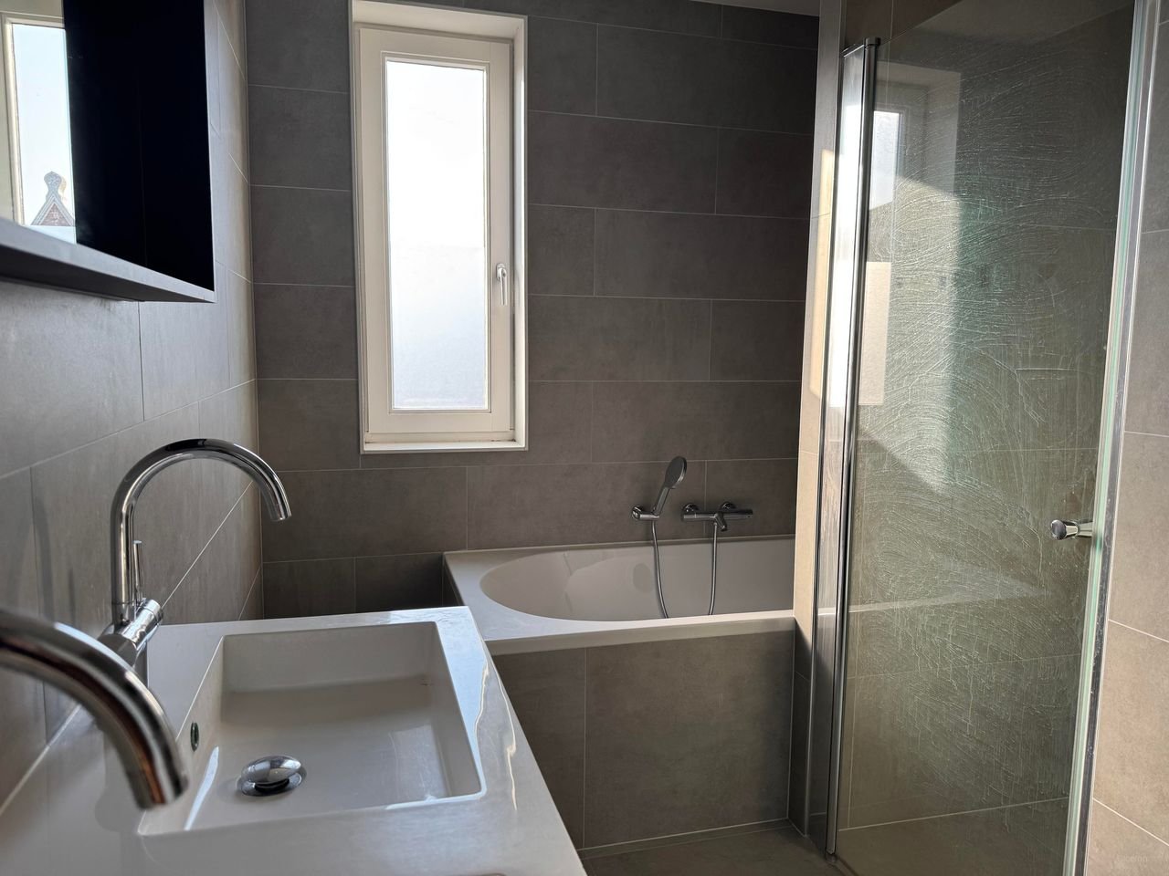 Lichte 3-kamerwoning met dakterras in Middelland - Afbeelding 8