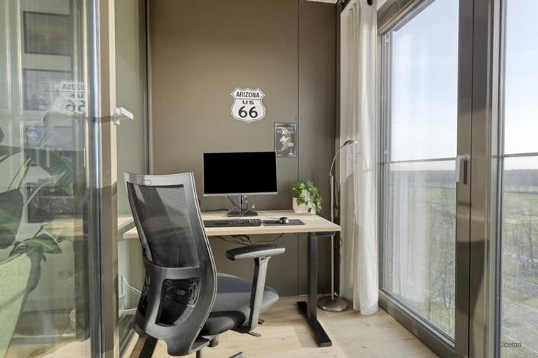 Sustainable living on the sixth floor - Image 4