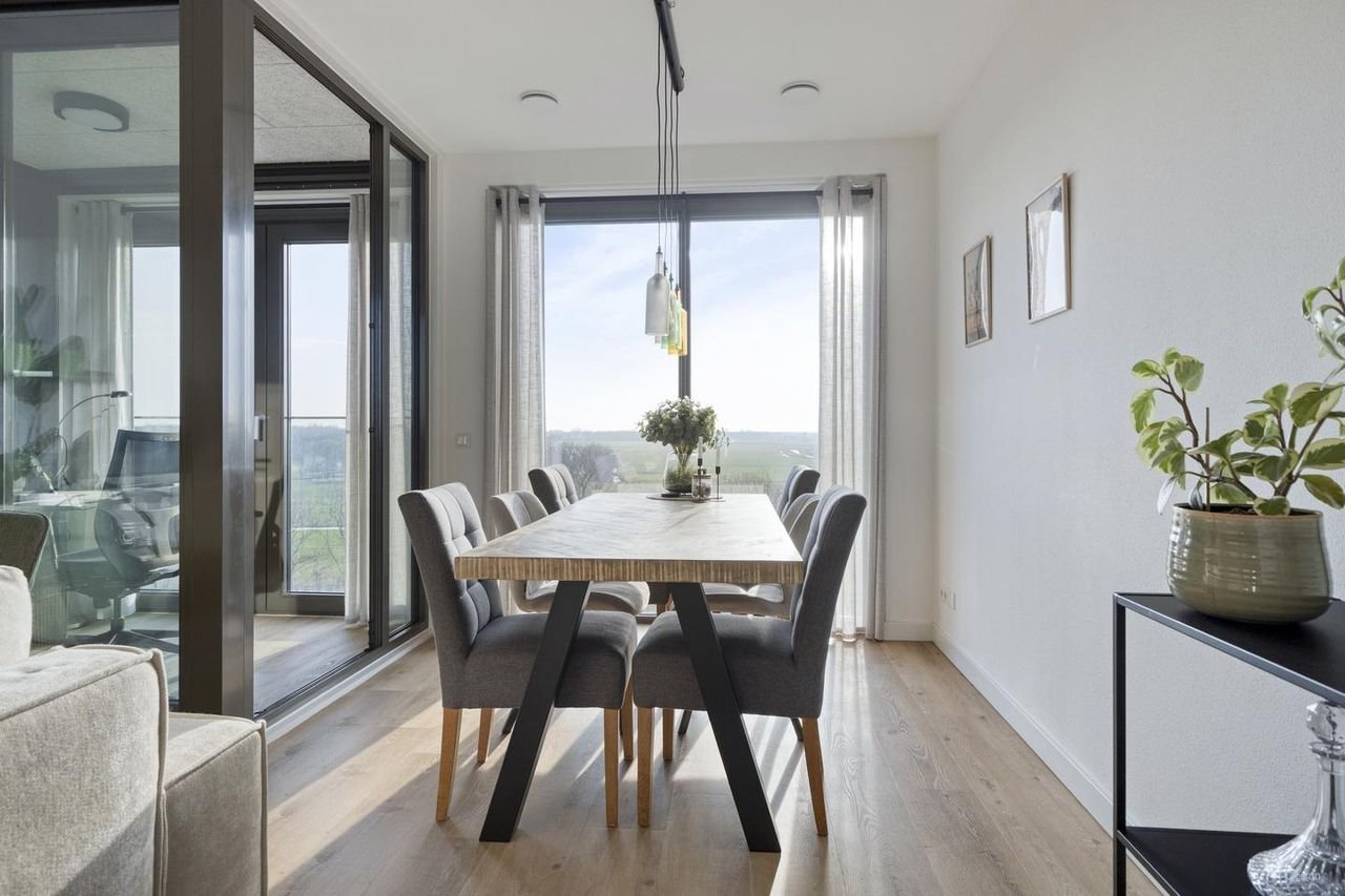 Sustainable living on the sixth floor - Image 15