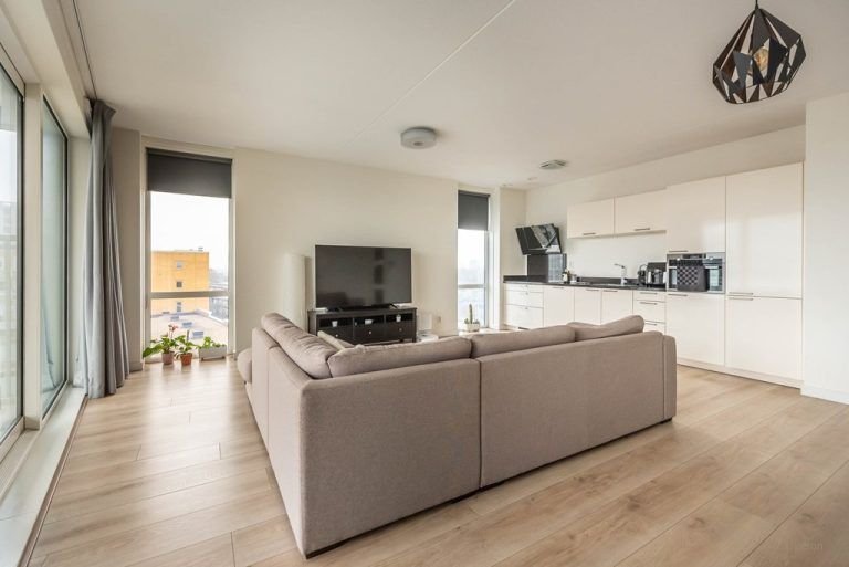 Modern apartment in Holland Park: 82 m² - Image 9