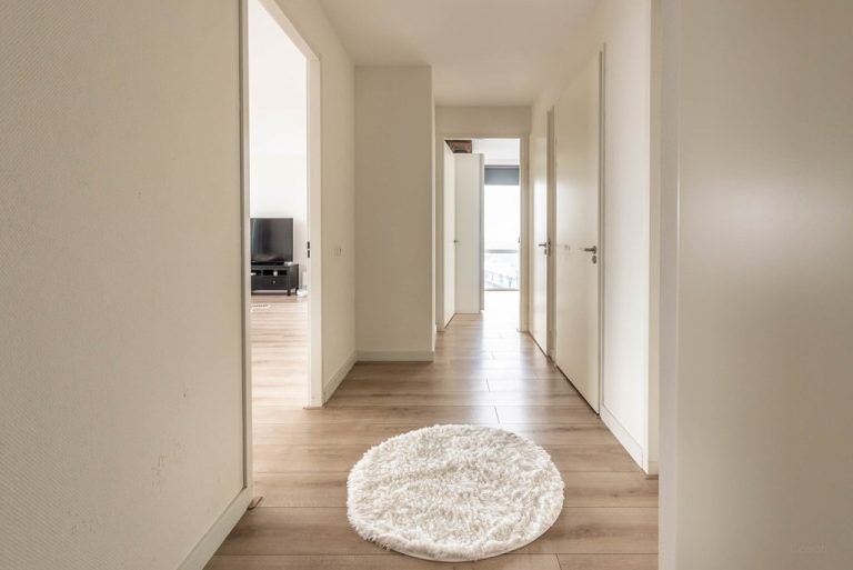 Modern apartment in Holland Park: 82 m² - Image 11