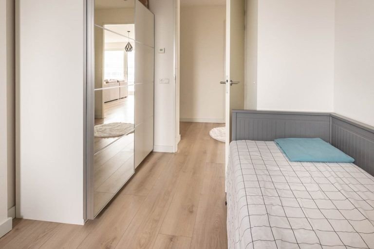 Modern apartment in Holland Park: 82 m² - Image 14