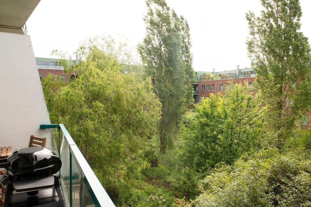 Spacious apartment with terrace and parking - Image 24