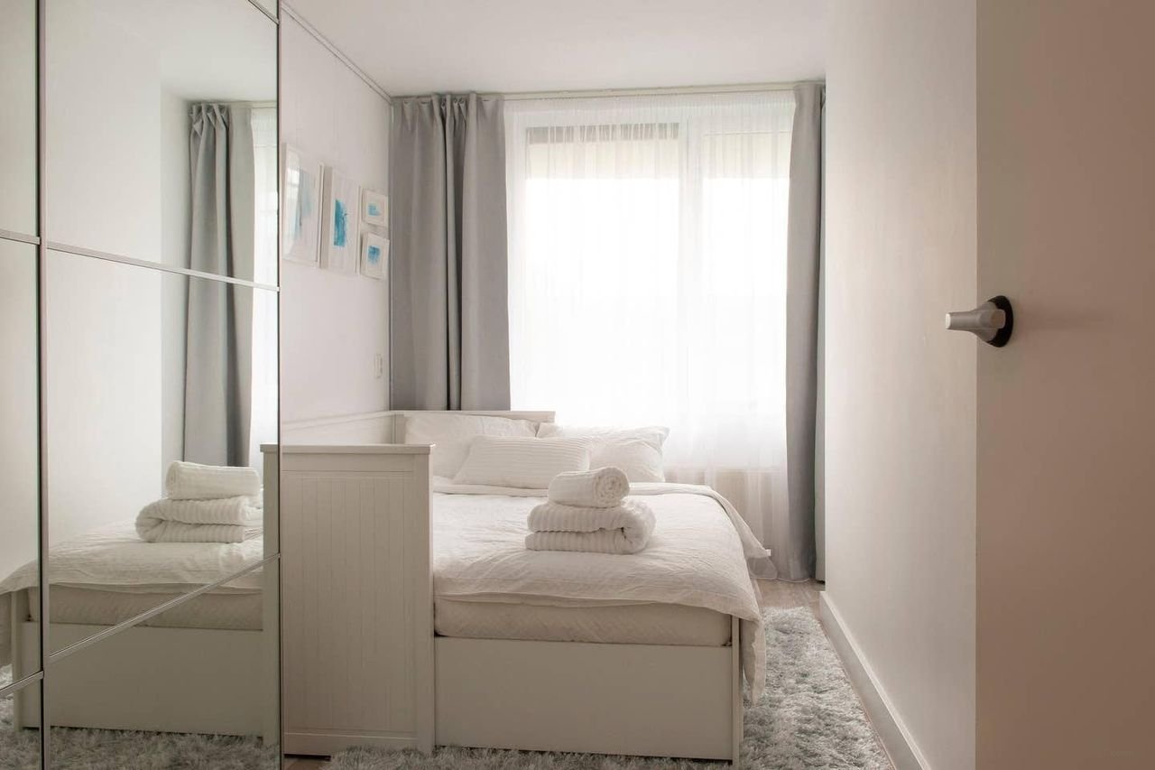 Spacious apartment with terrace and parking - Image 22