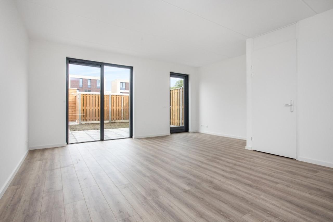 Tussenwoning met 4 slaapkamers in Wesselerbrink - Afbeelding 2