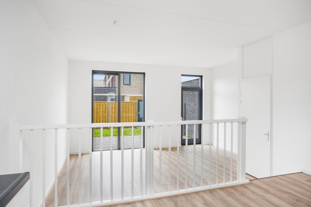 148 m² terraced house with 4 bedrooms - Image 3