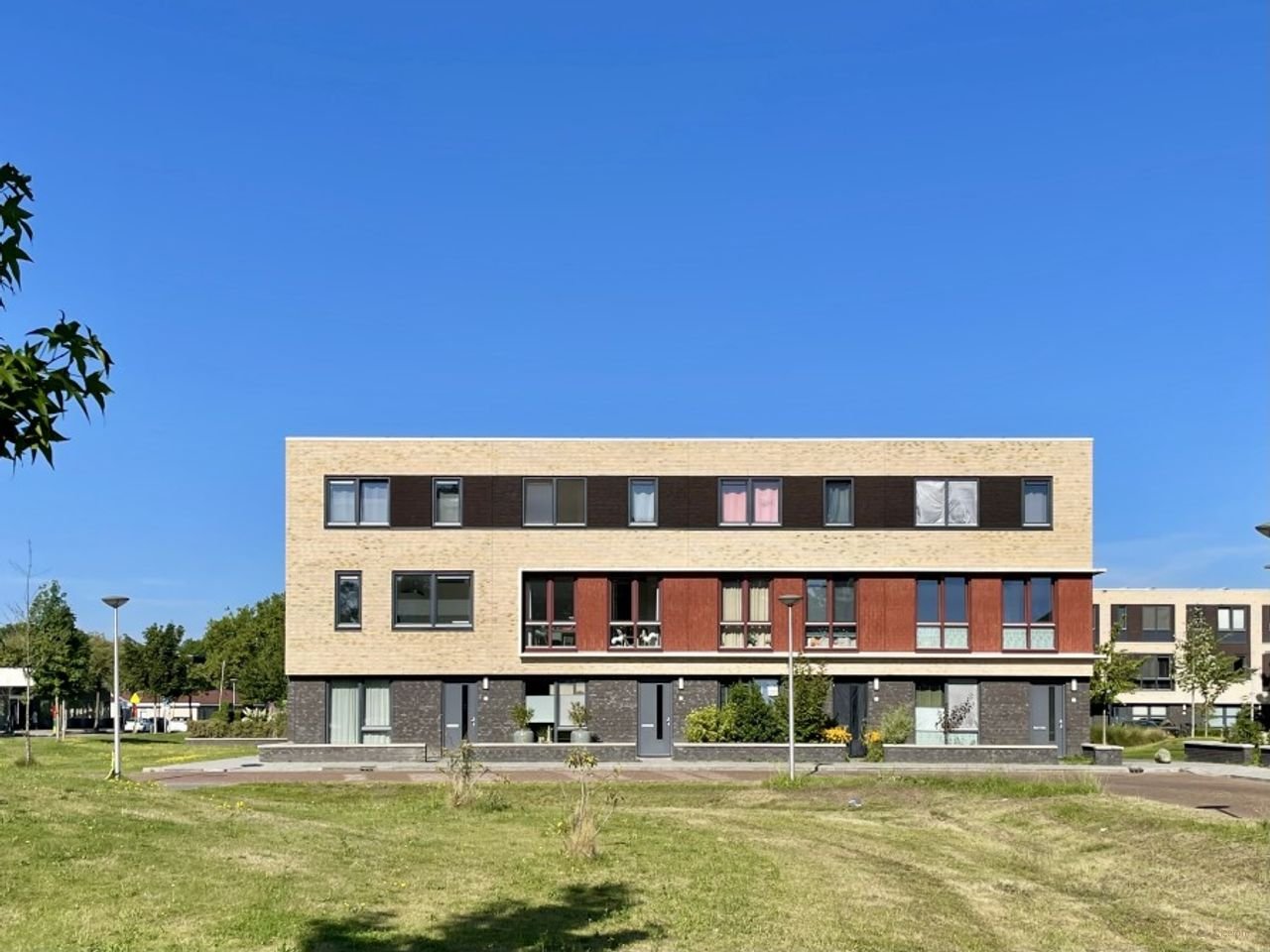 Terraced house of 148 m² with 4 bedrooms - Image 1