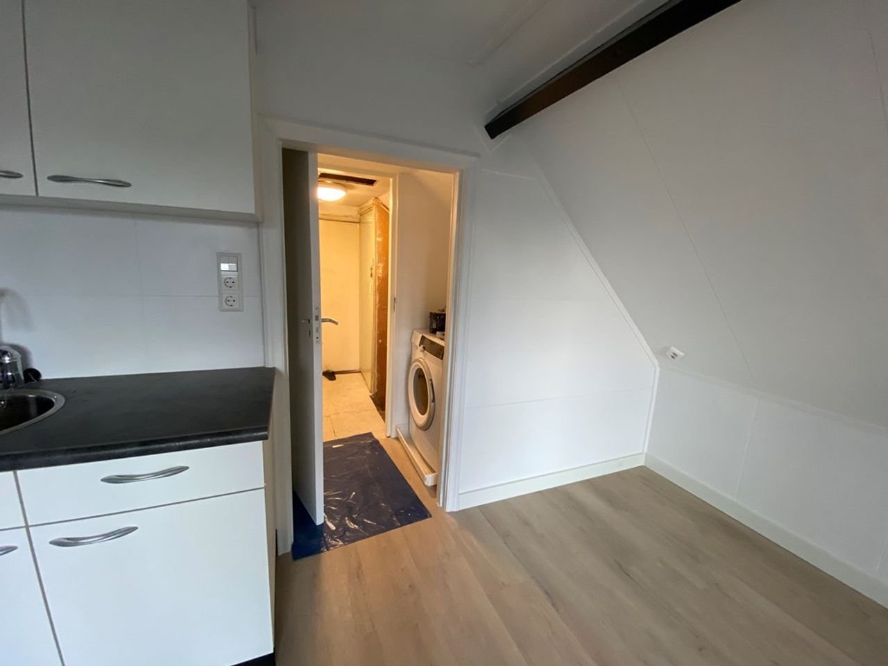 Charming studio on the Sonsbeeksingel - Image 6