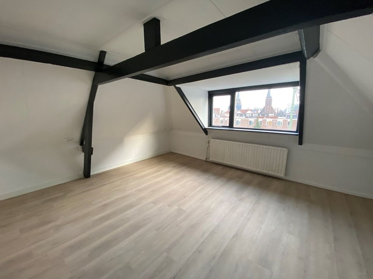 Charming studio on the Sonsbeeksingel - Image 2