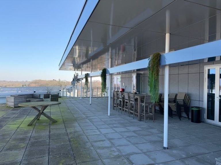 Modern apartment (77 m²) in the center of Almelo - Image 22