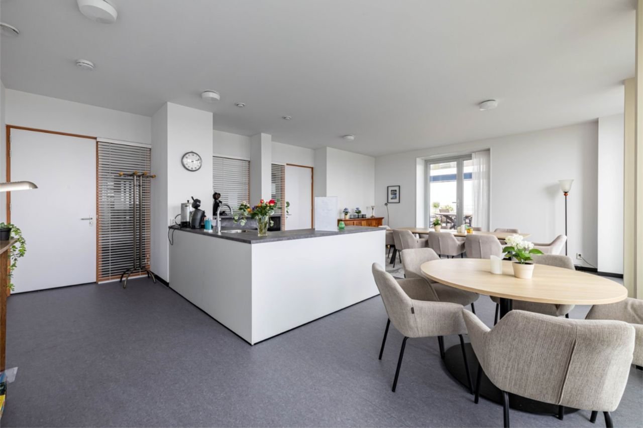 Modern apartment (77 m²) in the center of Almelo - Image 17