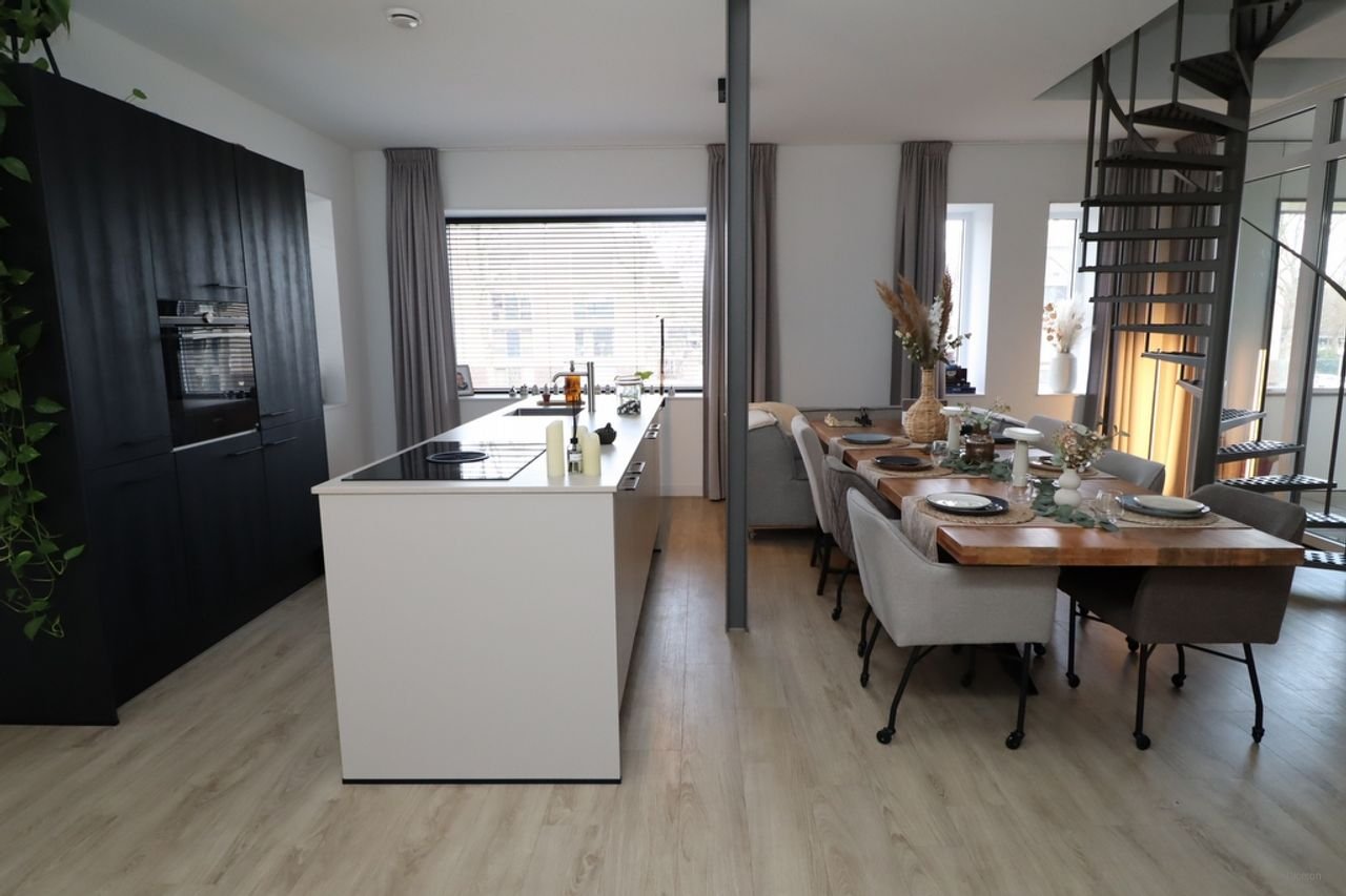 Spacious 107m² loft with mezzanine and A+++ energy label - Image 8