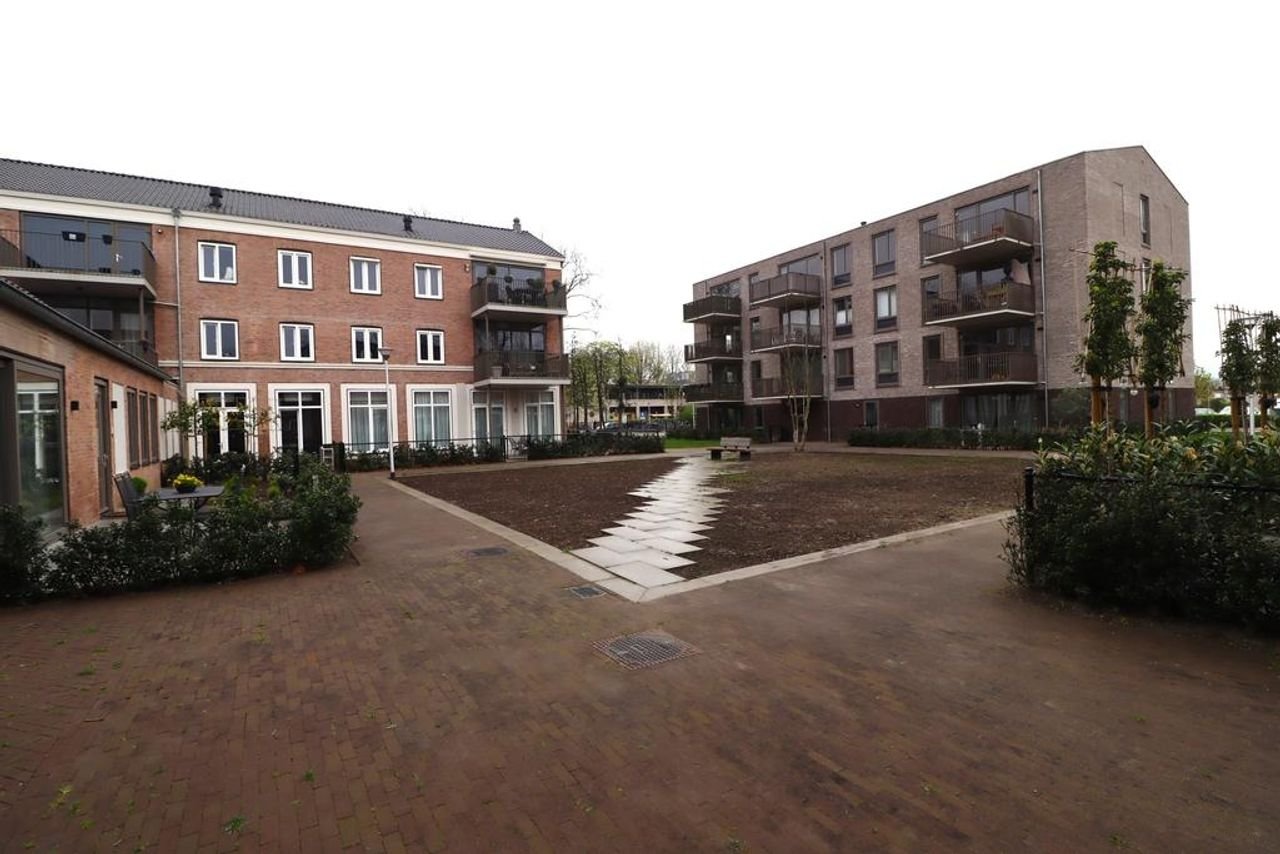 Spacious 107m² loft with mezzanine and A+++ energy label - Image 48