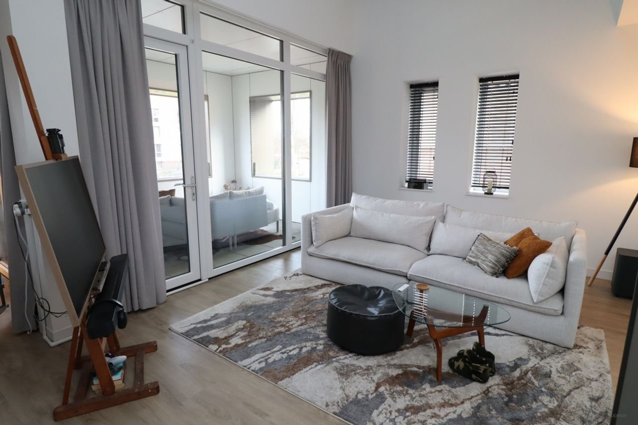 Spacious 107m² loft with mezzanine and A+++ energy label - Image 3