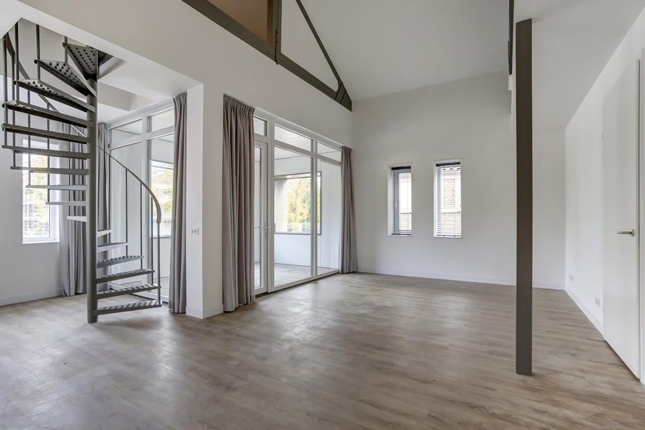 Spacious 107m² loft with mezzanine and A+++ energy label - Image 43