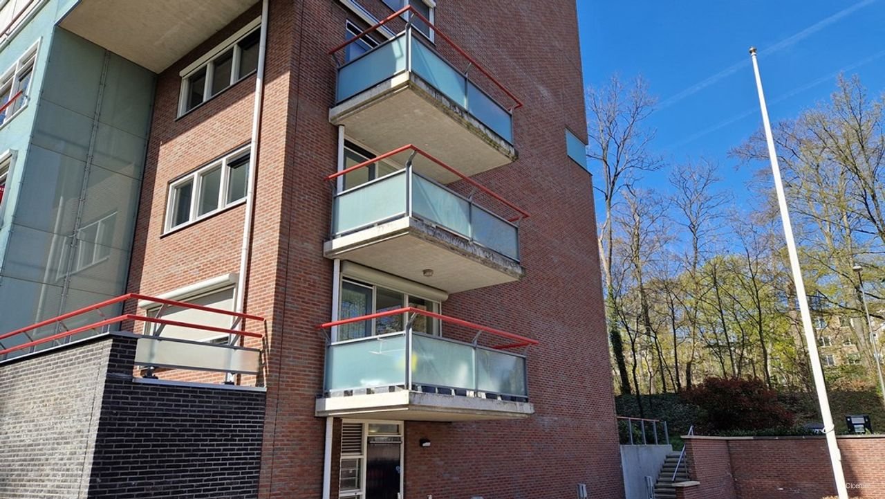 Corner apartment with parking space near Mariëndaal - Image 12