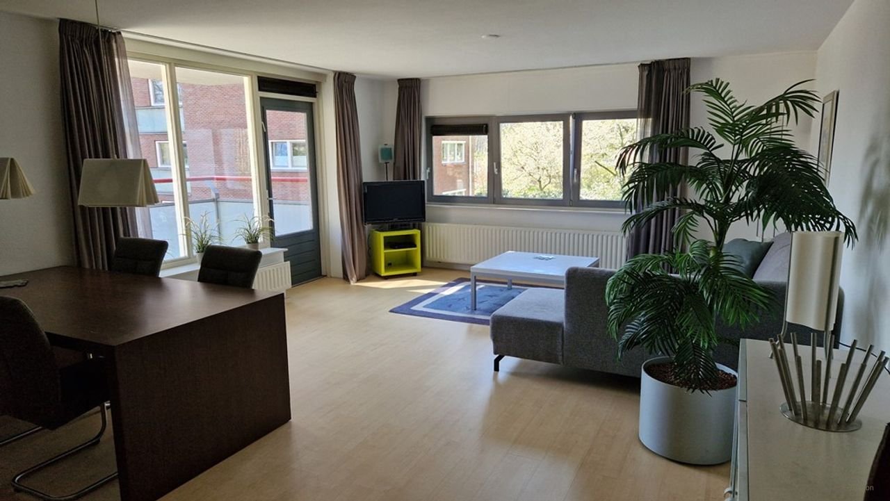 Corner apartment with parking space near Mariëndaal - Image 3