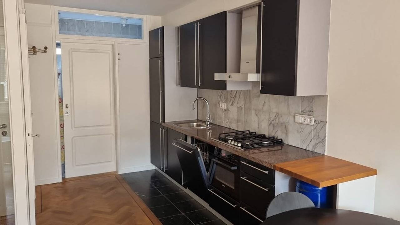 Double Upper House Berenstraat: 2 Bedrooms - Image 5