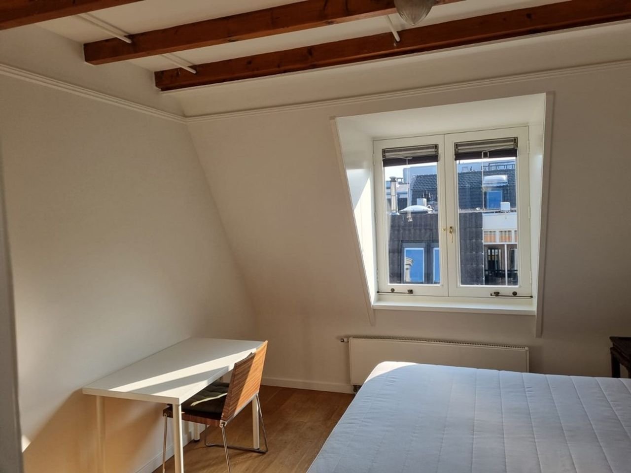 Double Upper House Berenstraat: 2 Bedrooms - Image 9