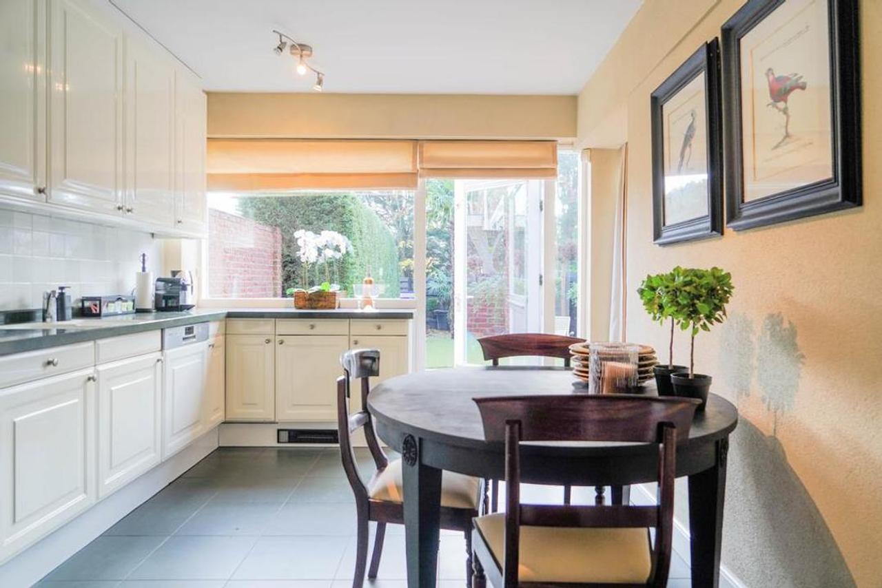 Furnished townhouse with garden in Wassenaar - Image 17