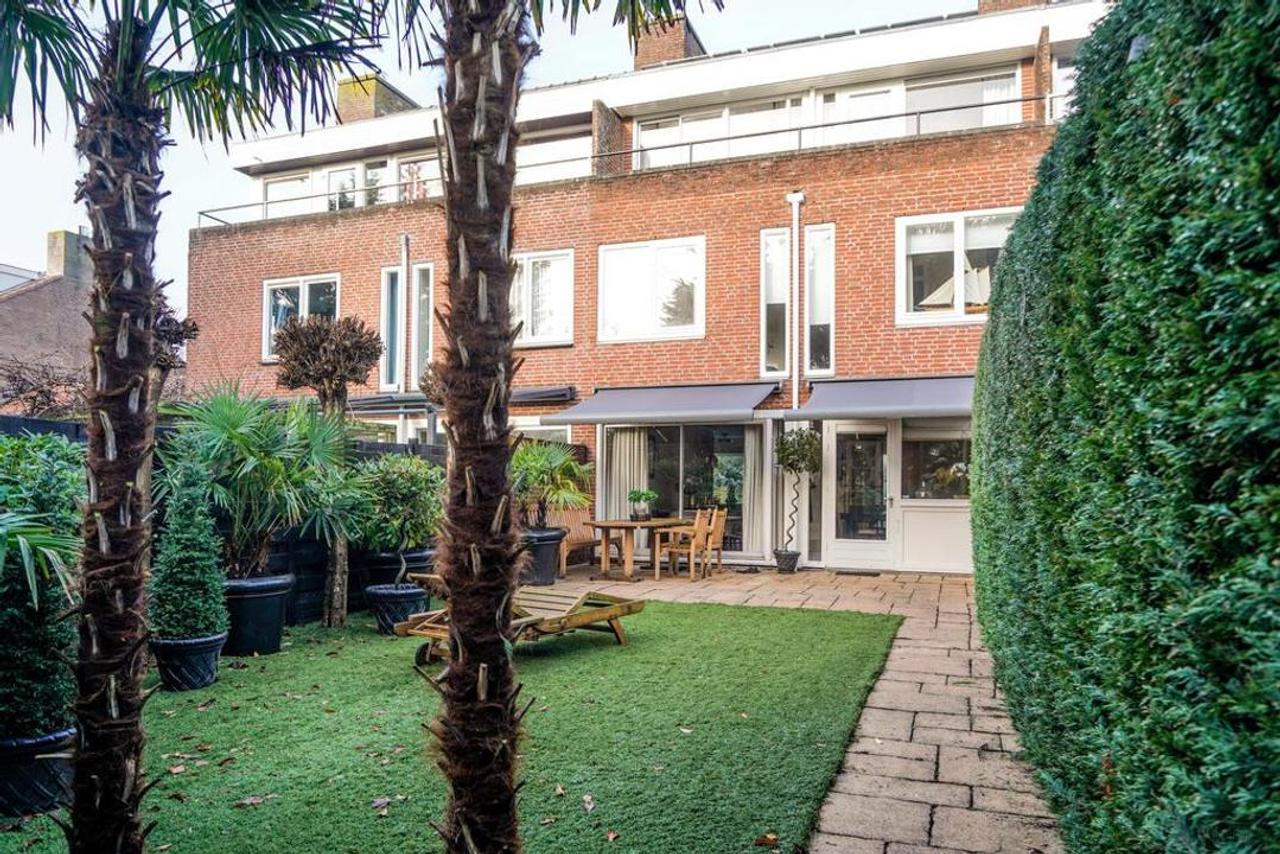 Furnished townhouse with garden in Wassenaar - Image 27