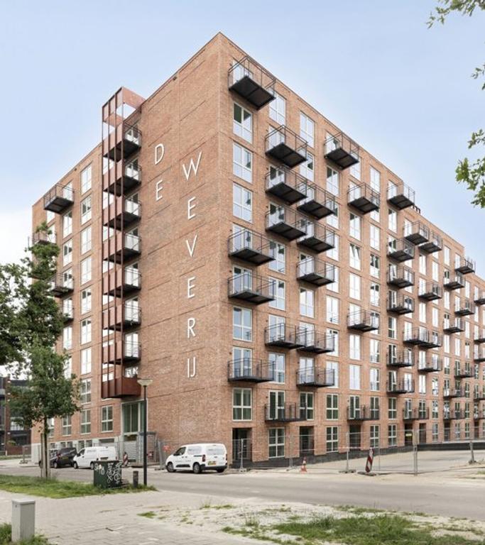 Bovenste verdieping met balkon in Roombeek - Afbeelding 1