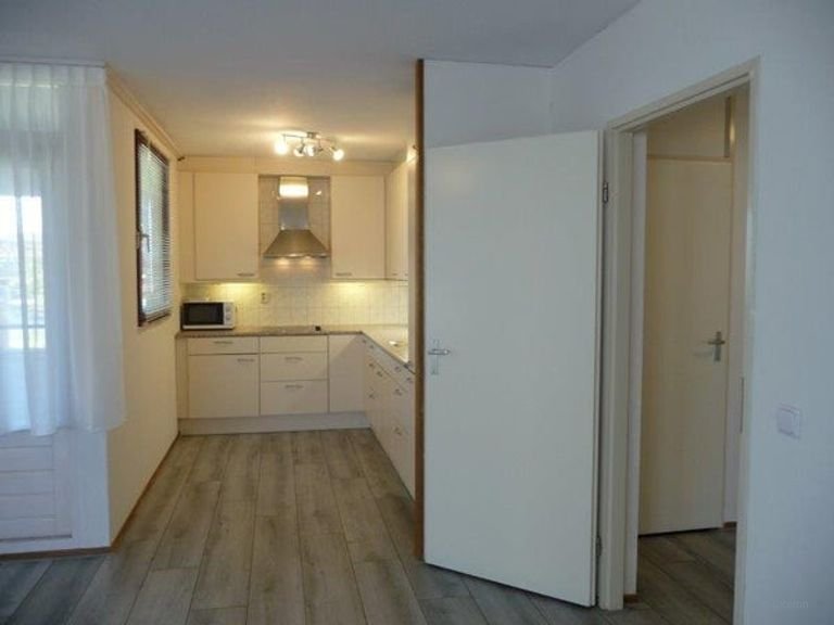 Spacious apartment in the heart of Almere Stad (86 m²) - Image 13