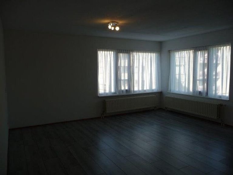 Spacious apartment in the heart of Almere Stad (86 m²) - Image 10