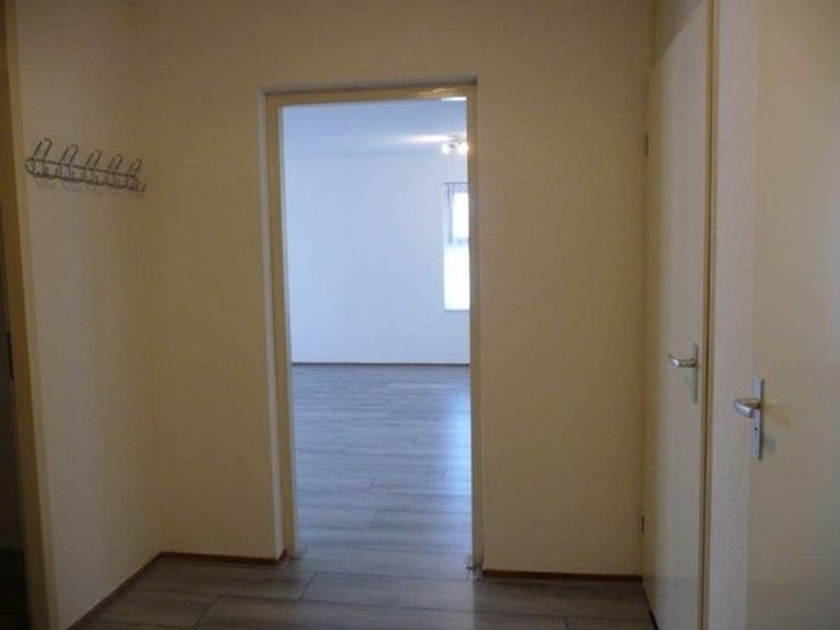 Spacious apartment in the heart of Almere Stad (86 m²) - Image 4