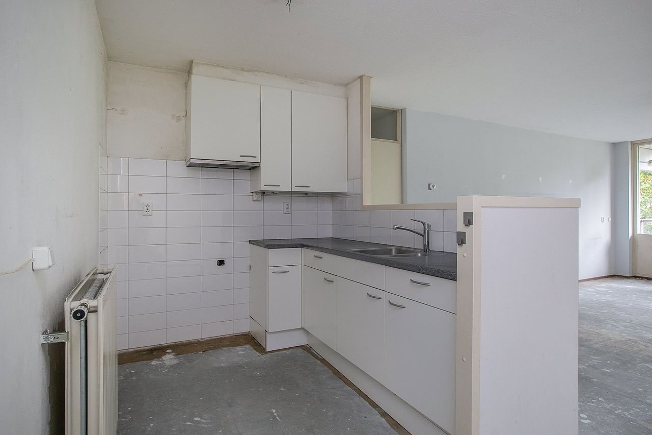 Lovely 3-room apartment with wide balcony - Image 10