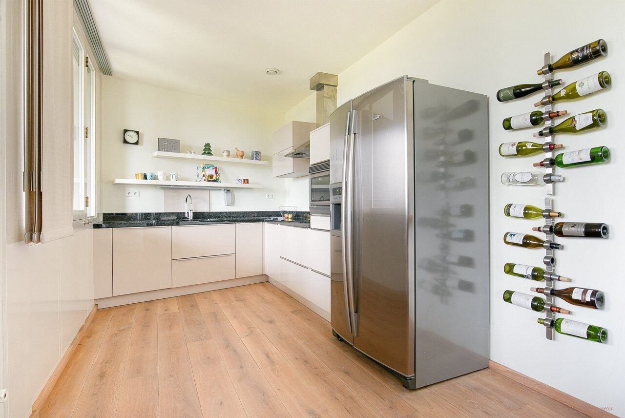 Spacious living in Slot Haverleij - Image 6