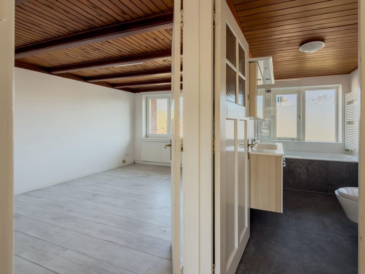 Ruim huis met tuin in Haarlem - Afbeelding 9