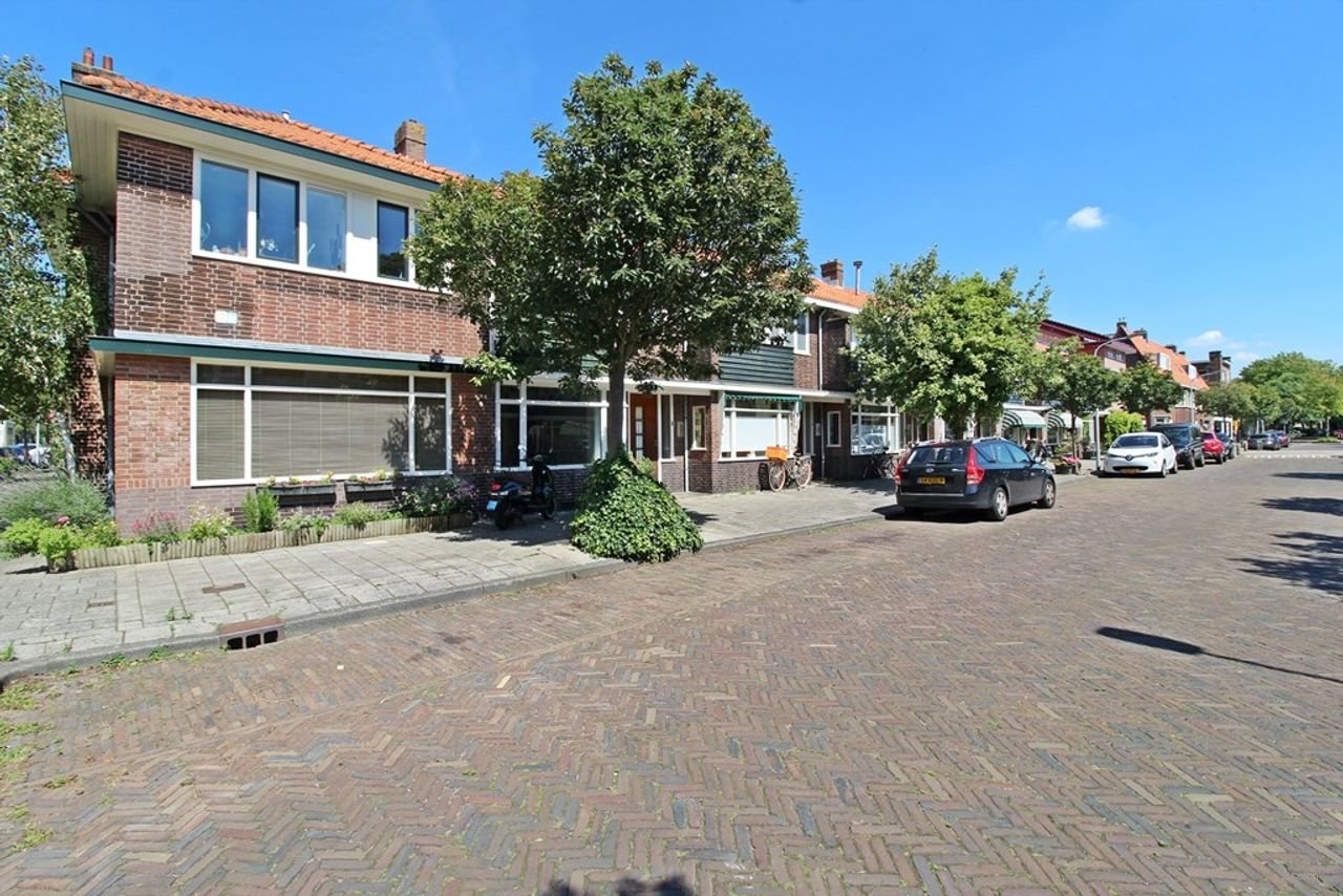Ruim huis met tuin in Haarlem - Afbeelding 19