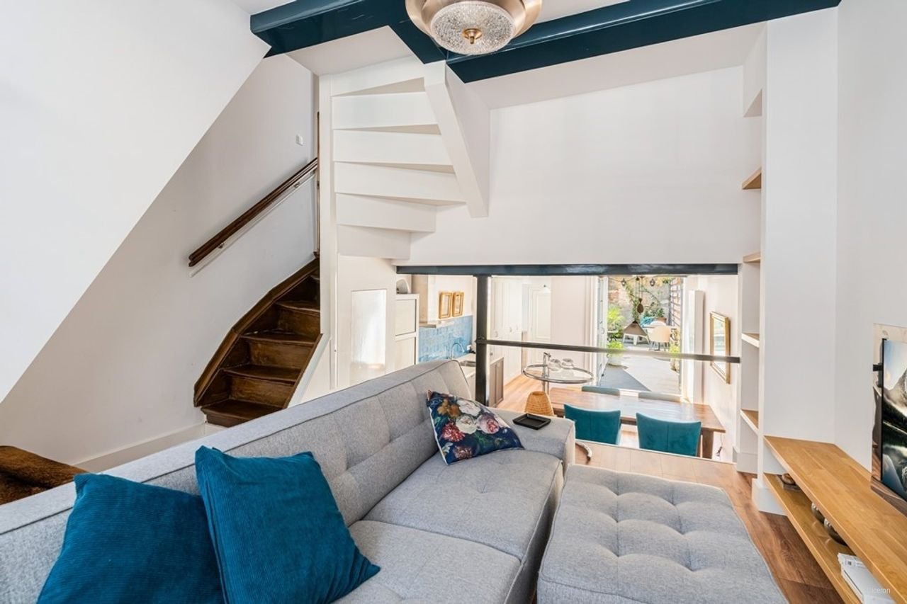 Historic living with garden in the Canal District - Image 8