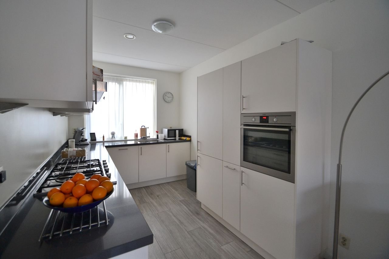 Modern Semi-Detached Home in 't Duyfrak - Image 6